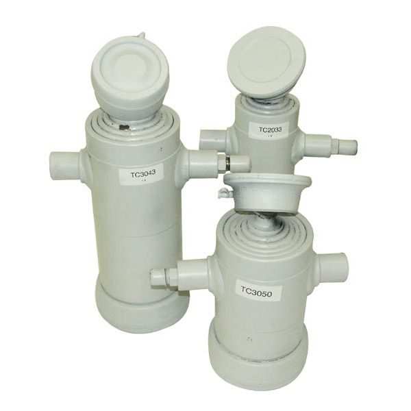 Hyd  Teleskopzylinder 4 Stufig Hub 670 mm